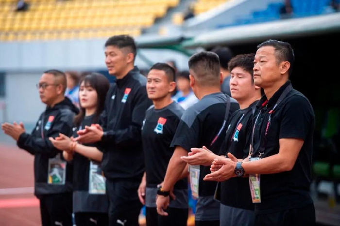 专访常卫魏:亚冠冠军是一生回忆,武汉女足用拼搏定义未来 专访常卫魏:亚冠冠军是一生回忆,武汉女足用拼搏定义未来