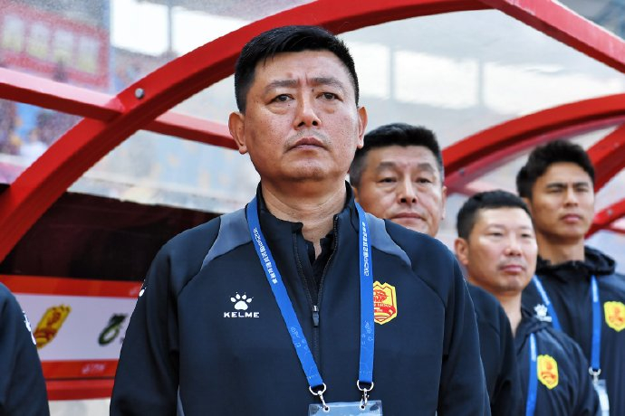 中甲三队齐换帅:嘉定汇龙3-0开门红 苏州换萨尔科 红狮垫底自救 中甲三队齐换帅:嘉定汇龙3-0开门红 苏州换萨尔科 红狮垫底自救