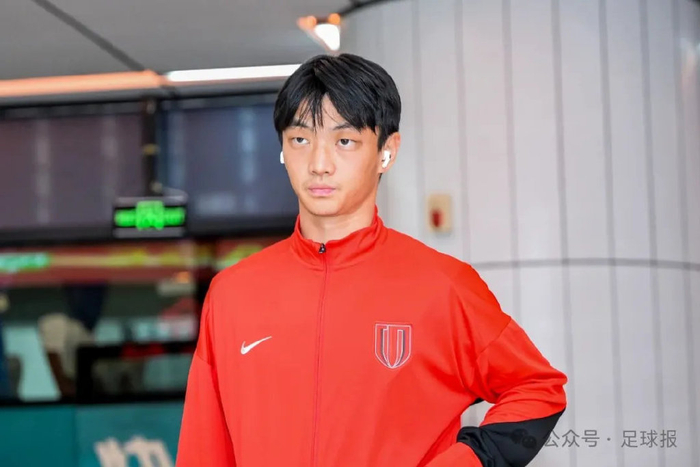国足中场变数：塞尔吉尼奥11场3球2助，杨明洋力压三将锁定后腰替补