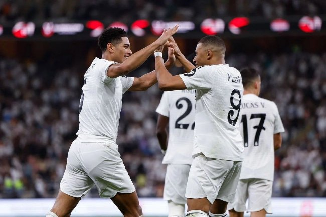 乱战制胜 皇马3-0马略卡挺进西超杯决赛 乱战制胜 皇马3-0马略卡挺进西超杯决赛