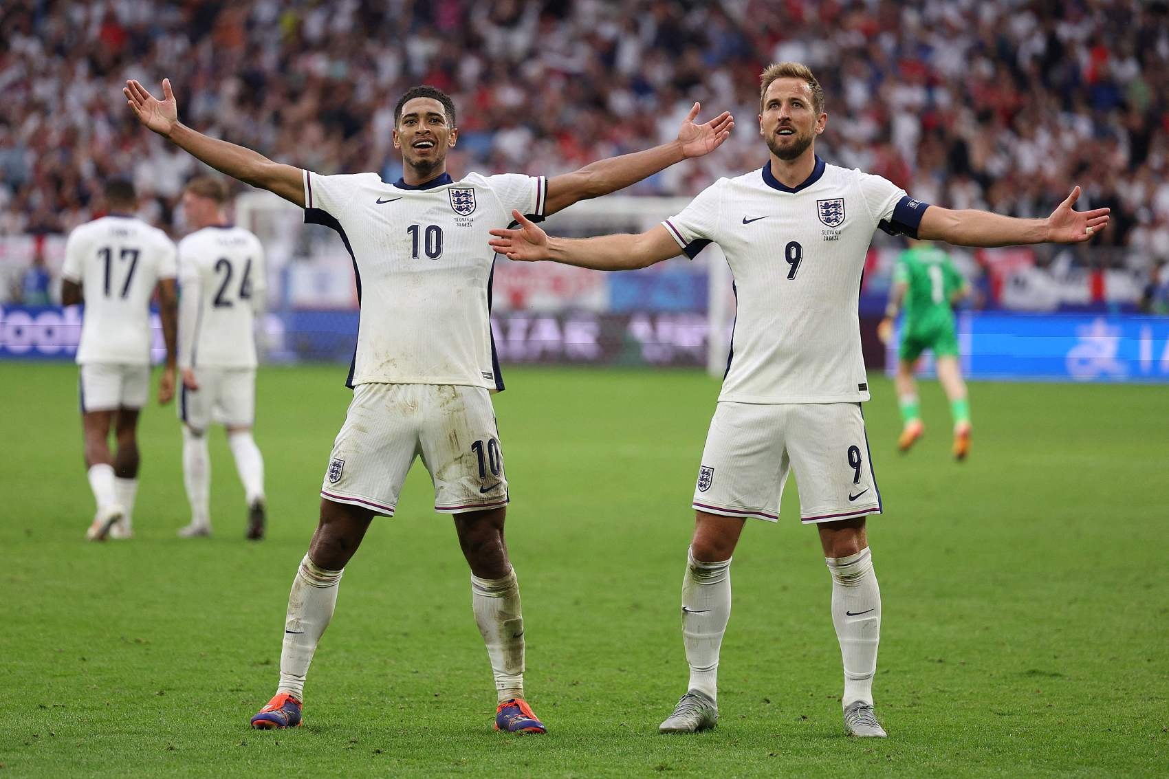 雷暴预警:FIFA确认不取消比赛,英格兰世界杯赛程或延误数小时 雷暴预警:FIFA确认不取消比赛,英格兰世界杯赛程或延误数小时