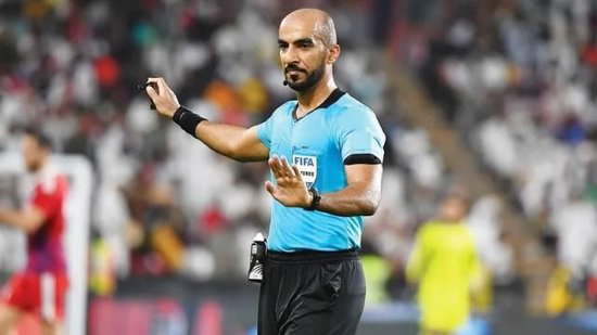 FIFA裁判暗藏玄机:乌兹别克主裁三赴雅加达执法国足生死战 FIFA裁判暗藏玄机:乌兹别克主裁三赴雅加达执法国足生死战
