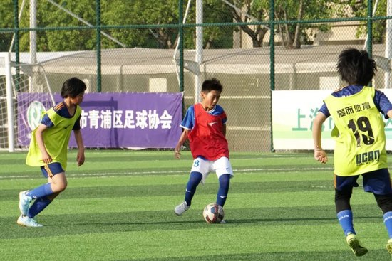 范志毅青训启动双轨制:培养模式直通上海体育大学,U11/U13梯队招募已收50余人报名 范志毅青训启动双轨制:培养模式直通上海体育大学,U11/U13梯队招募已收50余人报名