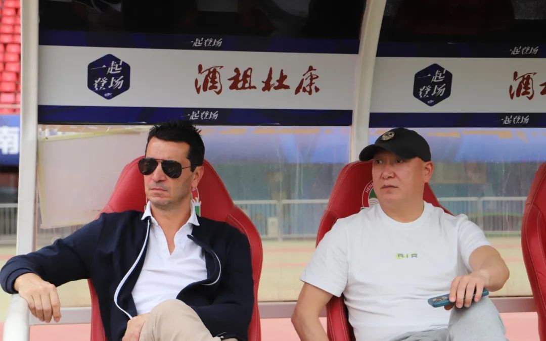 贝拉:两三年后河南要成令人向往的俱乐部 解约南基一谈判细节曝光 贝拉:两三年后河南要成令人向往的俱乐部 解约南基一谈判细节曝光
