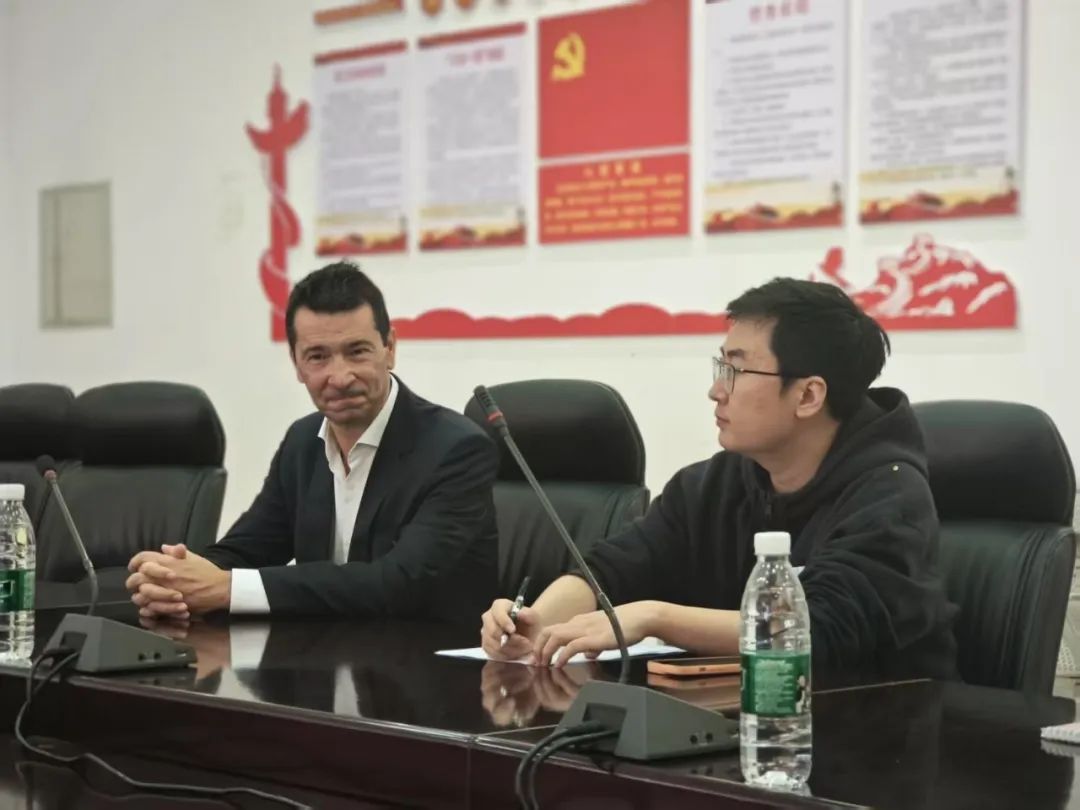 贝拉:两三年后河南要成令人向往的俱乐部 解约南基一谈判细节曝光 贝拉:两三年后河南要成令人向往的俱乐部 解约南基一谈判细节曝光