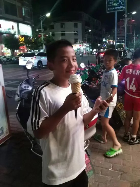 魏祥鑫启程试训欧塞尔：九岁哭着找妈妈，十七岁中超首球