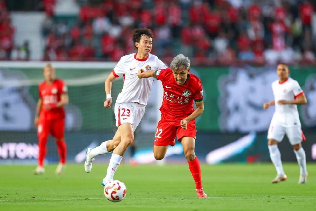 河南3-1逆转海牛取主场首胜 南基一用人迷局与临场纠错 河南3-1逆转海牛取主场首胜 南基一用人迷局与临场纠错