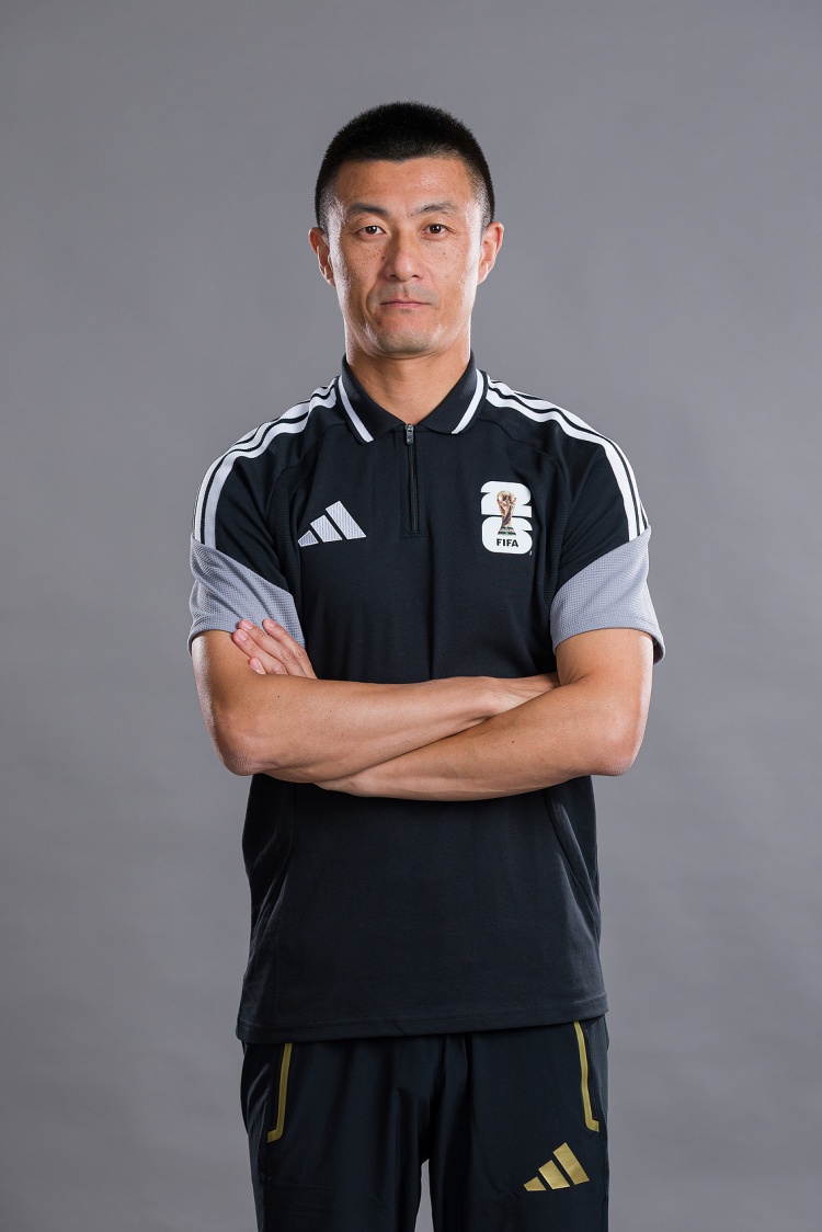 傅明出任厄瓜多尔vs德国AVAR，中美澳卡四国裁判组联合执法