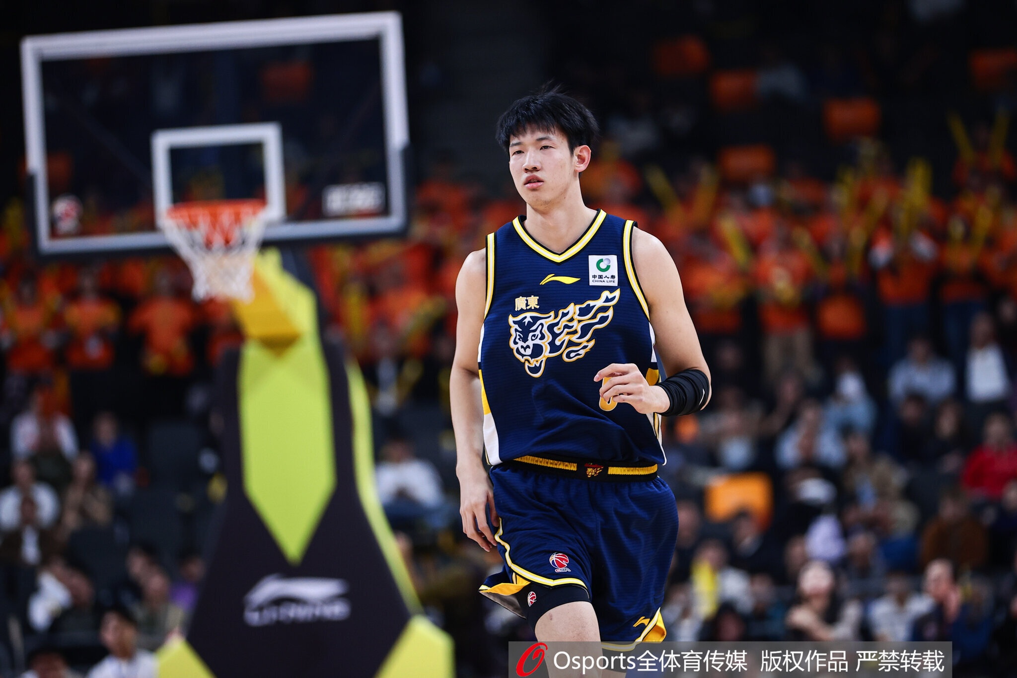 互换!媒体人:黄明依租借加盟吉林男篮 杨腾飞租借加盟广东男篮