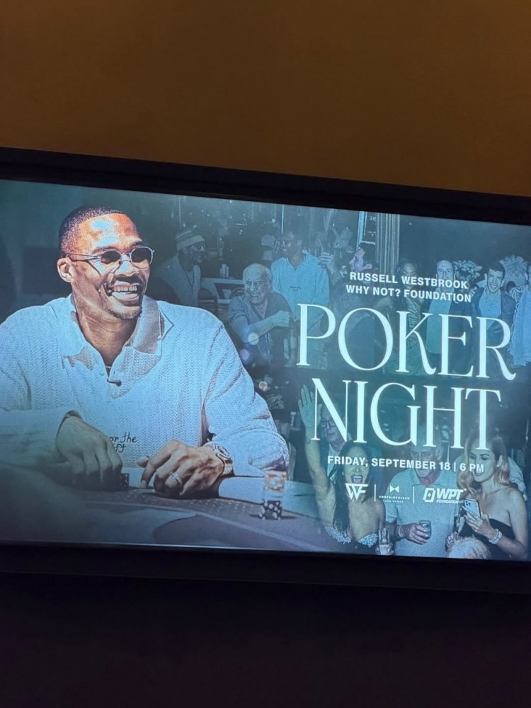 只顾看她了！德扑美女牌手All In姐参加威少基金会扑克之夜！